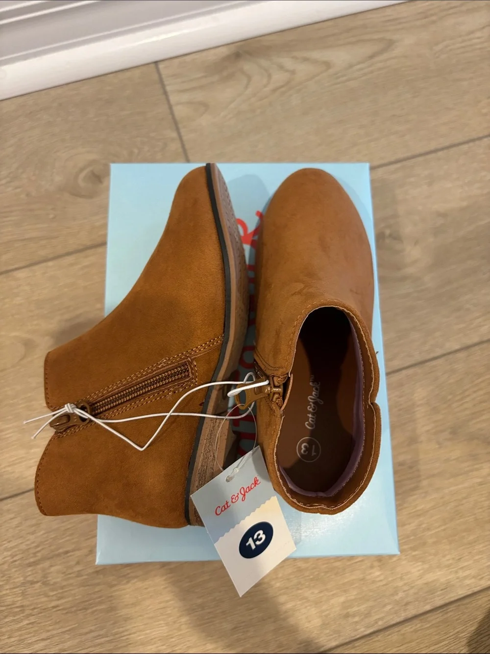 Cat & Jack Brown Girls Ankle Boots size 13